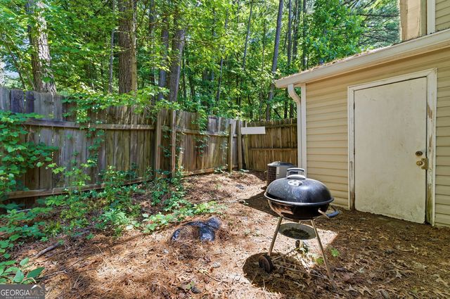 7237 Crestside Drive, Austell, GA 30168