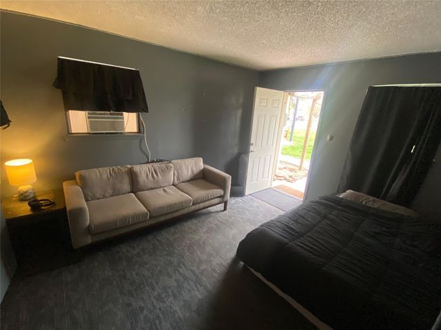 807 Gantt Street, Bangs, TX 76823