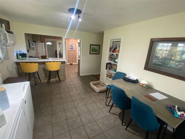 807 Gantt Street, Bangs, TX 76823