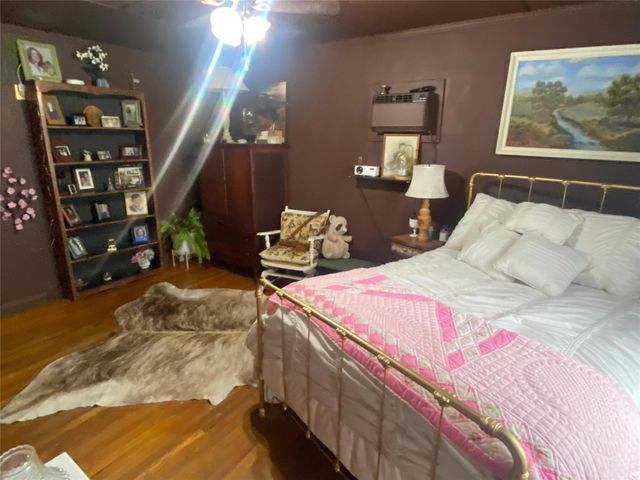 807 Gantt Street, Bangs, TX 76823