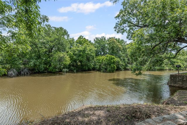 1820 Long Creek Court, Granbury, TX 76049