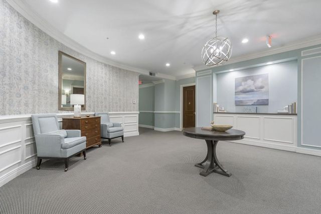 417 Clairemont Avenue 115, Decatur, GA 30030