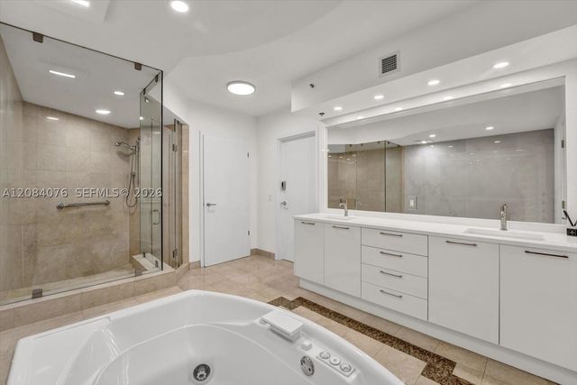 18911 Collins Ave 606, Sunny Isles Beach, FL 33160