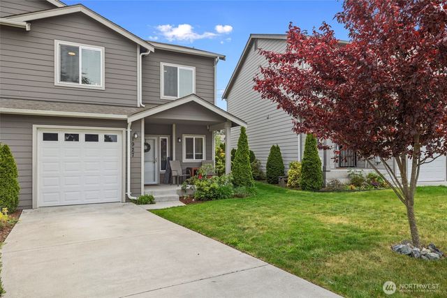 1927 SW Cooper Way, Oak Harbor, WA 98277