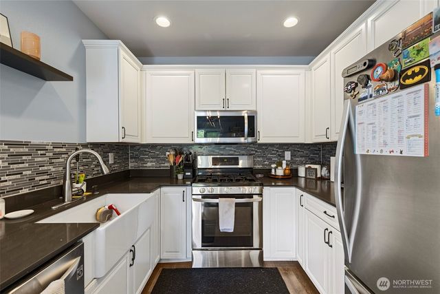 1927 SW Cooper Way, Oak Harbor, WA 98277