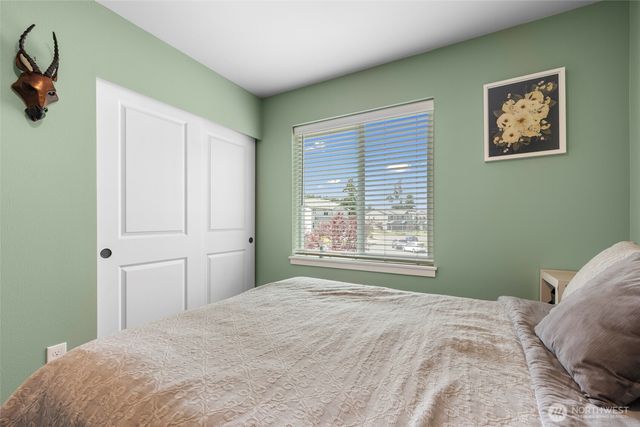 1927 SW Cooper Way, Oak Harbor, WA 98277