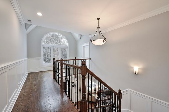 1481 W Winnetka Street, Palatine, IL 60067