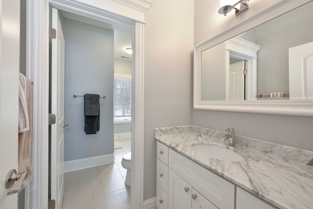 1481 W Winnetka Street, Palatine, IL 60067