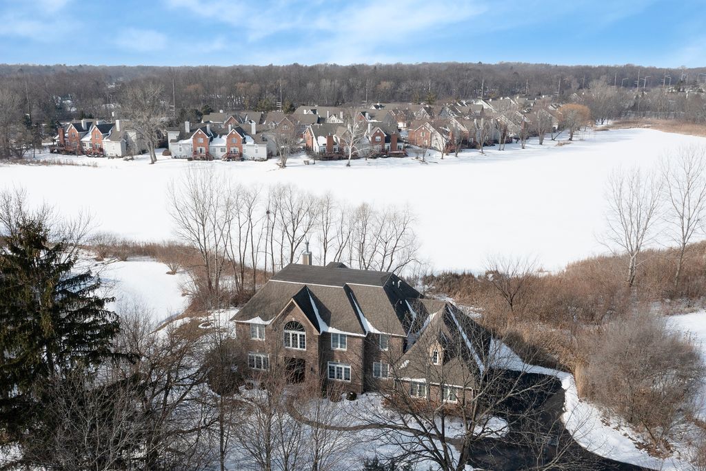 1481 W Winnetka Street, Palatine, IL 60067