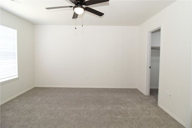 5 Iris Way A, Bentonville, AR 72712