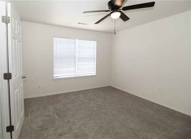 5 Iris Way A, Bentonville, AR 72712