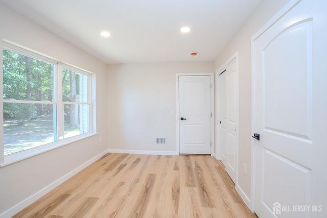 290 Fresh Ponds Road, South Brunswick, NJ 08852