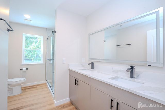 290 Fresh Ponds Road, South Brunswick, NJ 08852