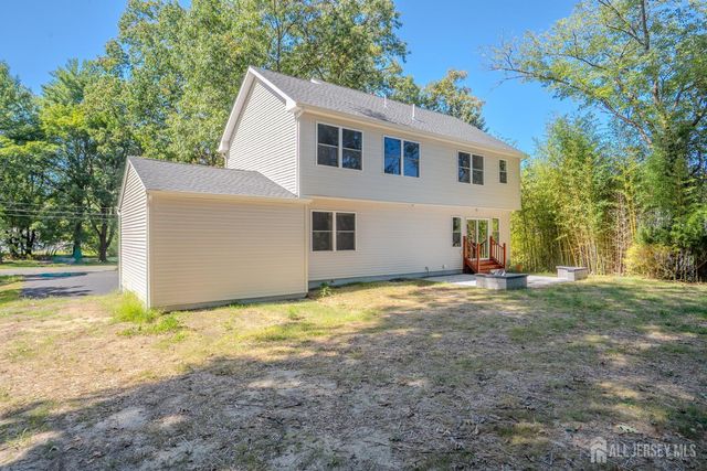 290 Fresh Ponds Road, South Brunswick, NJ 08852