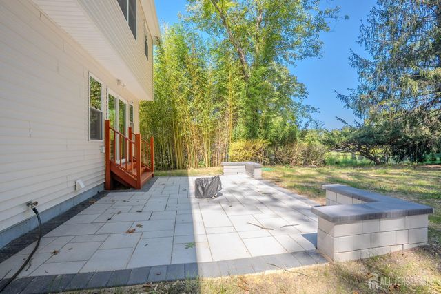 290 Fresh Ponds Road, South Brunswick, NJ 08852