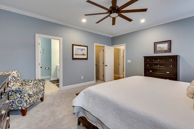 122 Hidden Springs Lane, Taylors, SC 29687