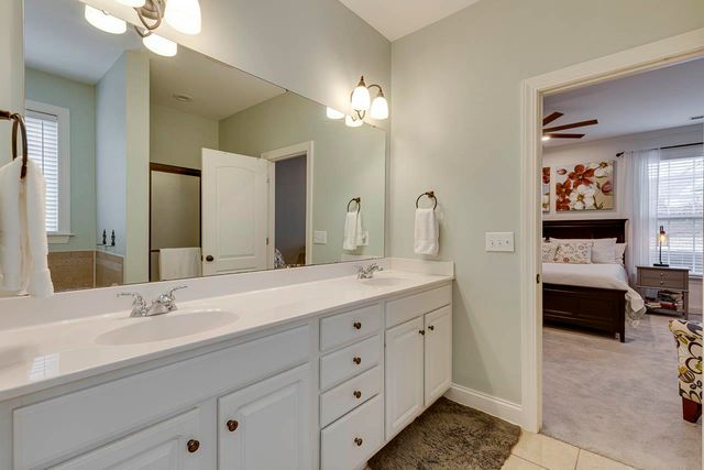 122 Hidden Springs Lane, Taylors, SC 29687