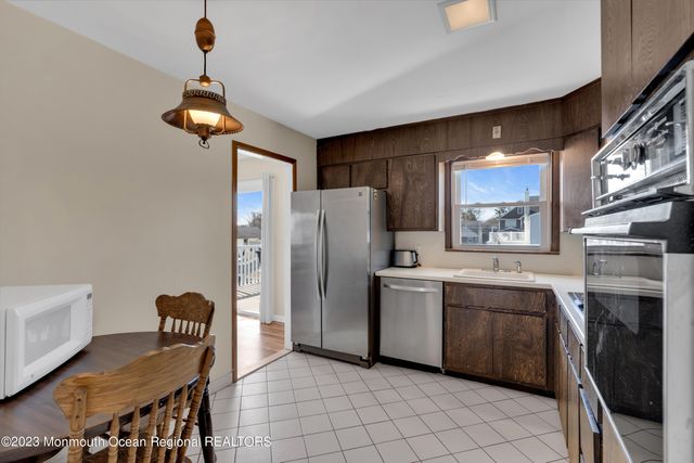 415 15th Avenue, Belmar, NJ 07719
