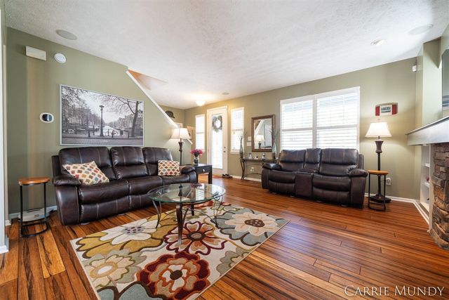 557 Brookstone Street, Holland, MI 49423