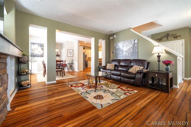 557 Brookstone Street, Holland, MI 49423