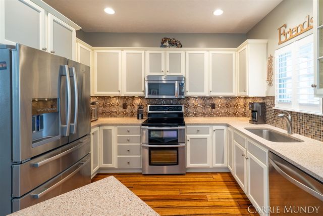 557 Brookstone Street, Holland, MI 49423