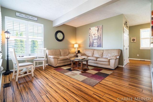 557 Brookstone Street, Holland, MI 49423