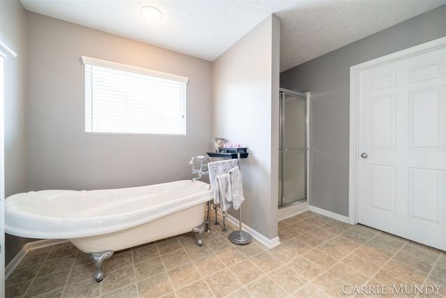 557 Brookstone Street, Holland, MI 49423