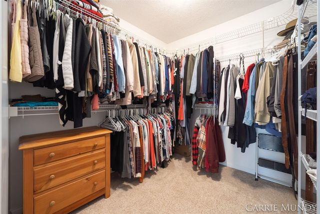 557 Brookstone Street, Holland, MI 49423