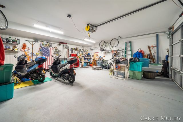 557 Brookstone Street, Holland, MI 49423