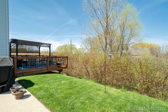 557 Brookstone Street, Holland, MI 49423