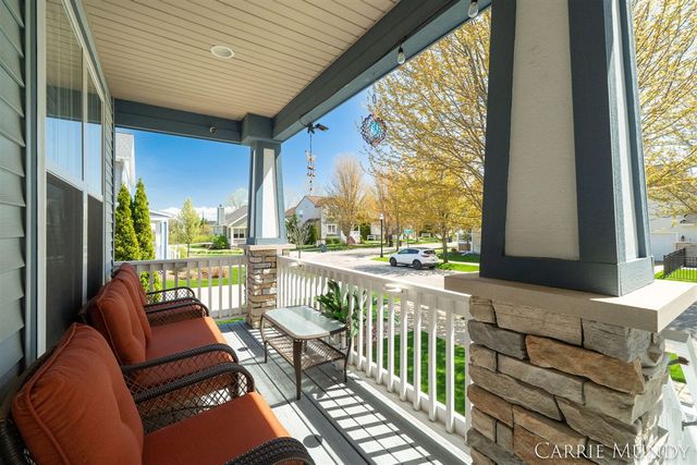 557 Brookstone Street, Holland, MI 49423