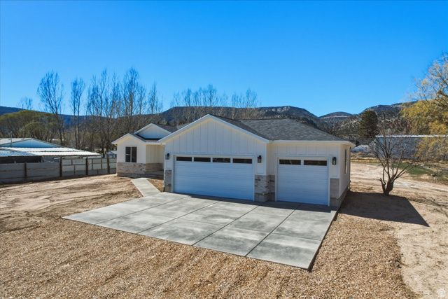 165 N 100 E, Wales, UT 84667