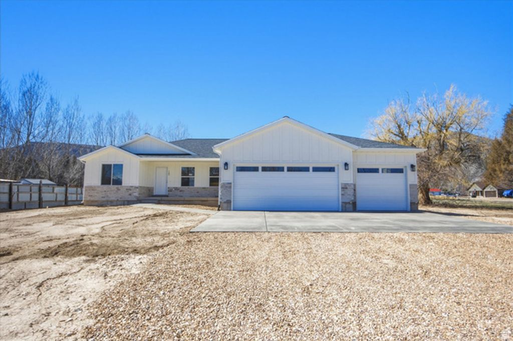 165 N 100 E, Wales, UT 84667