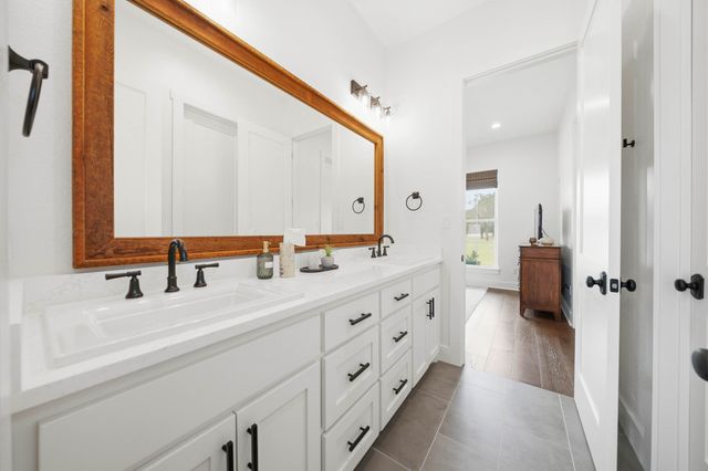 2050 W Elm Mott Drive, Waco, TX 76705