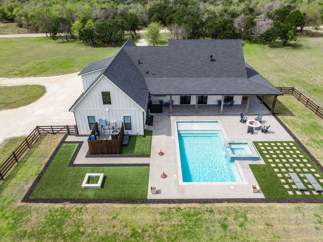 2050 W Elm Mott Drive, Waco, TX 76705