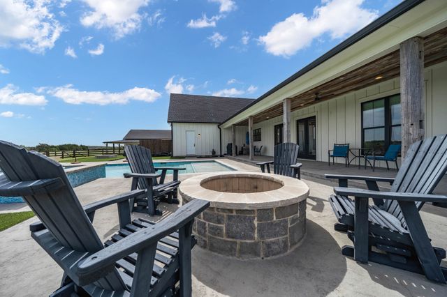 2050 W Elm Mott Drive, Waco, TX 76705