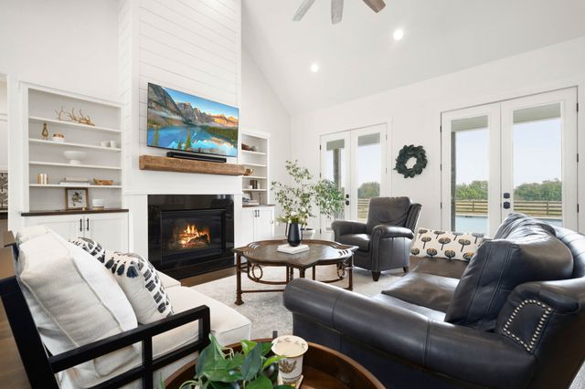 2050 W Elm Mott Drive, Waco, TX 76705