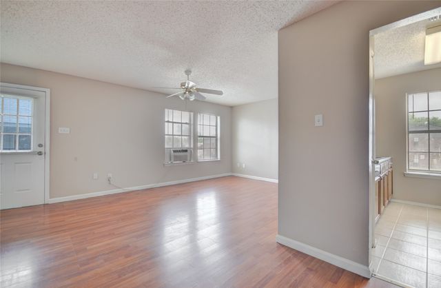 1912 Bernice Street B, Haltom City, TX 76117