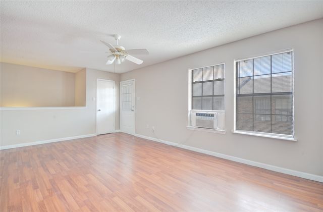 1912 Bernice Street B, Haltom City, TX 76117