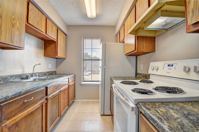 1912 Bernice Street B, Haltom City, TX 76117