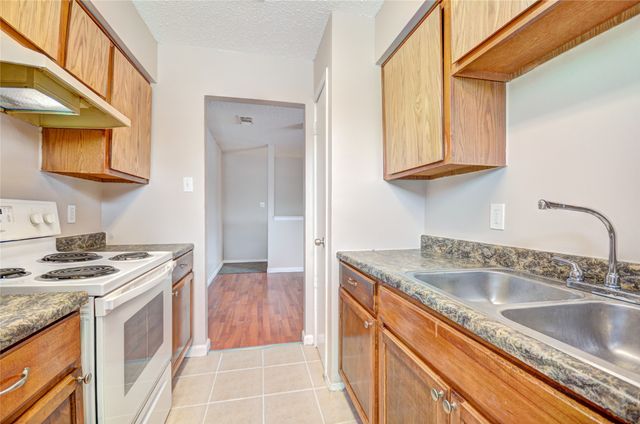 1912 Bernice Street B, Haltom City, TX 76117