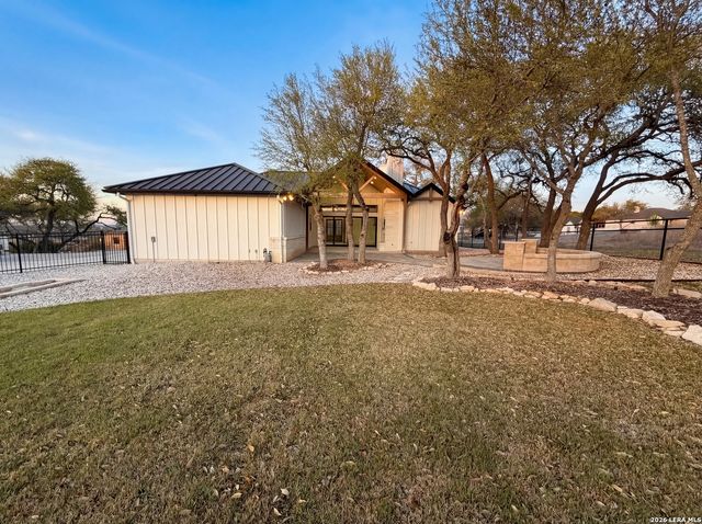 1781 Bella Vista, Canyon Lake, TX 78133
