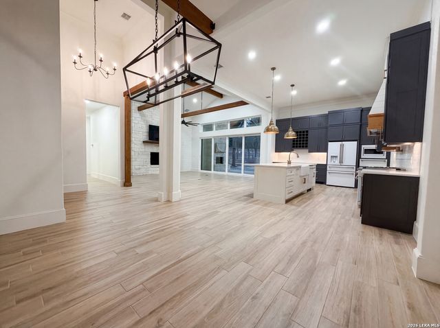 1781 Bella Vista, Canyon Lake, TX 78133