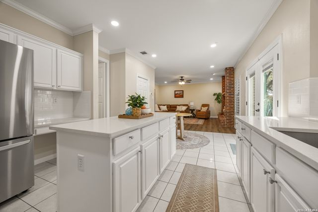 17415 Shady Canyon, San Antonio, TX 78248