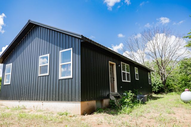 16860 S 1135 Road, Stockton, MO 65785