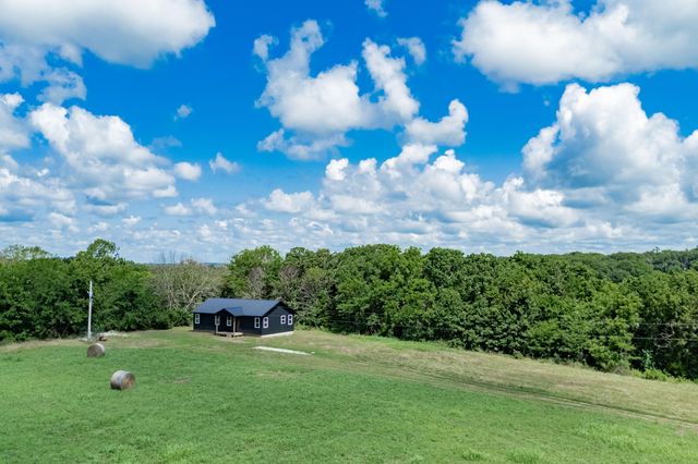 16860 S 1135 Road, Stockton, MO 65785