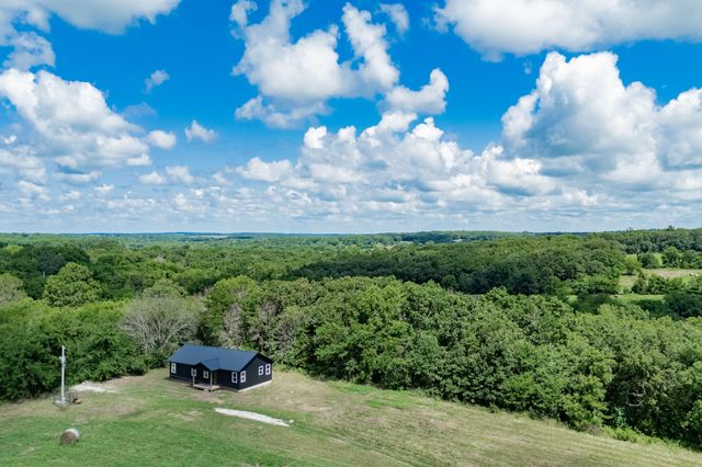 16860 S 1135 Road, Stockton, MO 65785