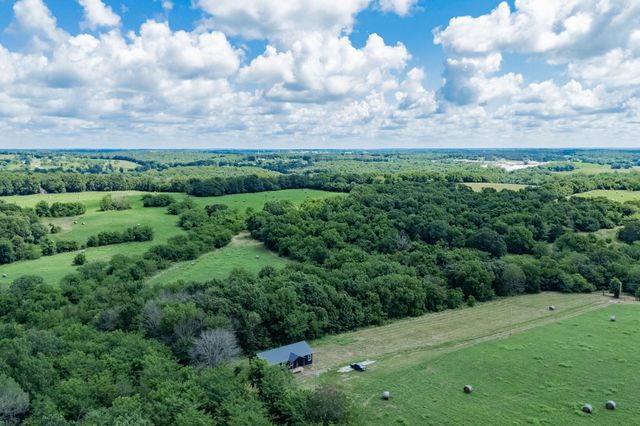 16860 S 1135 Road, Stockton, MO 65785