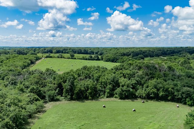 16860 S 1135 Road, Stockton, MO 65785