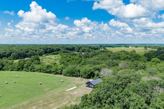 16860 S 1135 Road, Stockton, MO 65785